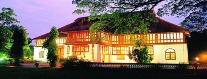 Mattancherry Palace Museum (The Dutch Palace) is one of Cochin Tourist Spots.
