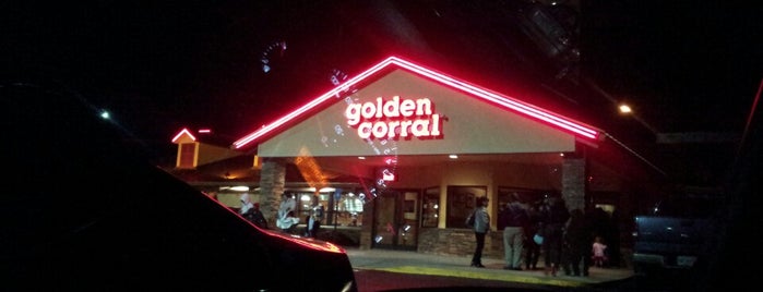 Golden Corral is one of Locais curtidos por Greg.