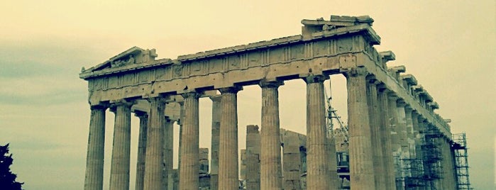 Akropolis Athena is one of New 7 Wonders.