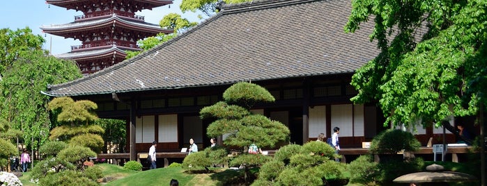 伝法院庭園 is one of japan.