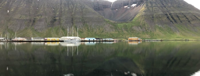 Ísafjörður Port is one of Ruudさんのお気に入りスポット.