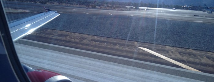 Palm Springs International Airport (PSP) is one of Palm Springs with Cyn.