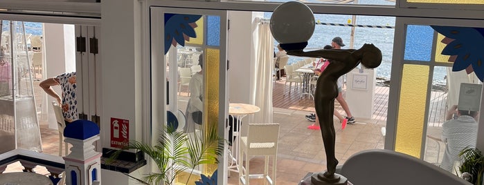 Café del Mar is one of Que hacer en Ibiza.