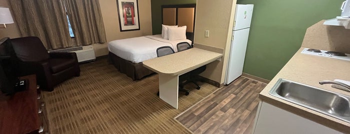 Extended Stay Hotels is one of MICHIGAN ROAD TRIP 2024.