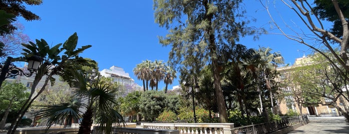 Plaza de Mina is one of Cádiz para Poyato.