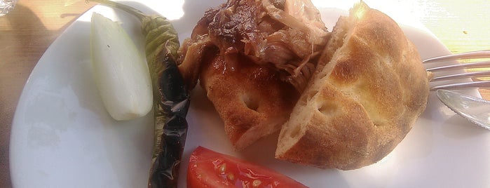 Konyalılar Etli Ekmek is one of Posti che sono piaciuti a selanus.