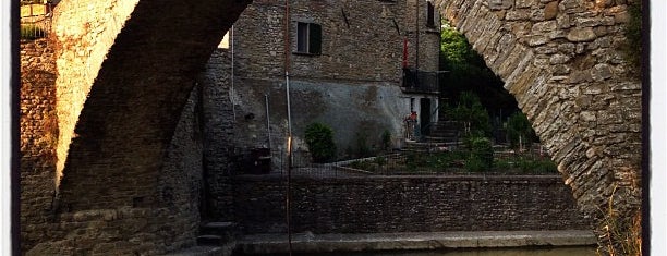 Portico di Romagna is one of Orte, die Simone gefallen.