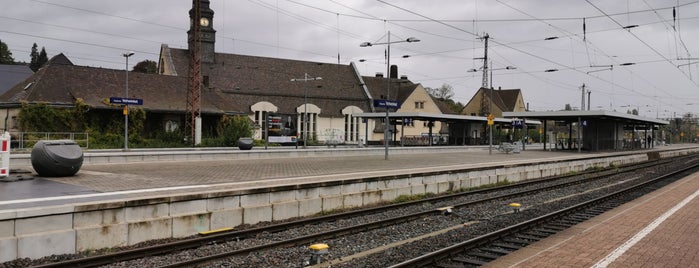 Bahnhof Wuppertal-Vohwinkel is one of Bahnhöfe BM Düsseldorf.