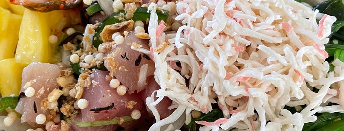Big Fin Poke South Portland is one of PPH’s 75 places to eat & drink in Greater Portland.