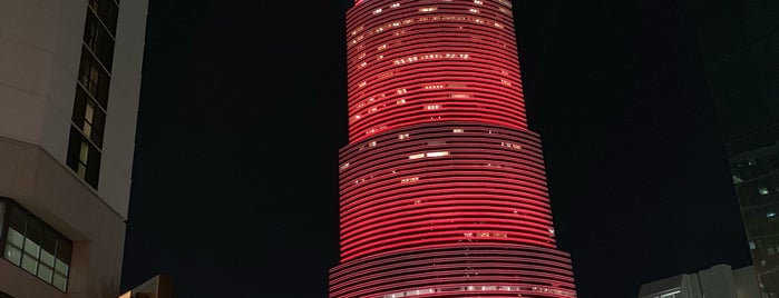 Miami Tower is one of miami trip.