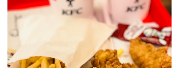 Kfc Trump Tower is one of Aylincheさんのお気に入りスポット.