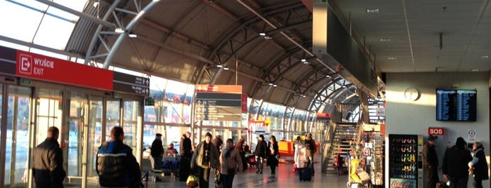Warsaw-Modlin Airport is one of Lieux qui ont plu à Mike.