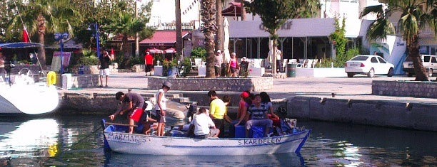 Bozburun Marina is one of Posti che sono piaciuti a Samet.