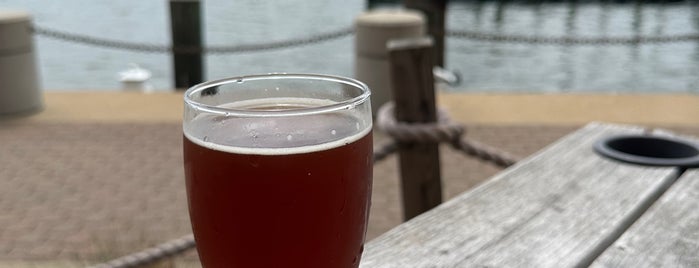 Bull Island Brewing Co. is one of Local Brew.