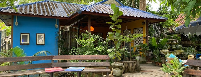 Rim-nam Café is one of กาญจนบุรี.
