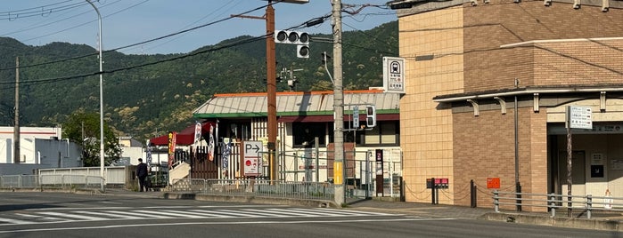 Ishida Station (T02) is one of 京都市営地下鉄東西線.