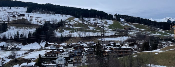 Jochberg Ski Resort is one of Kitzbühel.