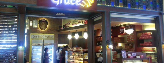 Cafe Mary Grace is one of Tempat yang Disukai Shank.