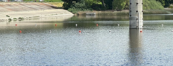 Lafayette Reservoir is one of Pour Lea.