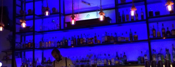 Elixir Cocktail Bar is one of สถานที่ที่บันทึกไว้ของ Matei.