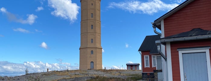 Söderskärin majakka is one of Lighthouses.