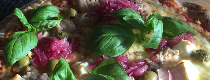 Pizza Breikki is one of Posti che sono piaciuti a Teemu.