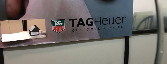 TAG Heuer Customer Service is one of Lugares favoritos de Enrique.