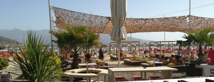 Paralia Beach Bar is one of Nea Peramos.