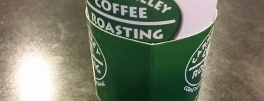 Carmel Valley Coffee Roasters is one of สถานที่ที่ Jess ถูกใจ.