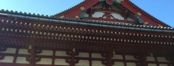 Templo Sensō-ji is one of Lugares favoritos de Joshua.