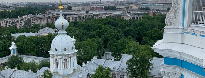 Звонница Смольного собора is one of Петербург посмотреть.