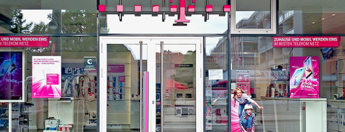 Telekom Shop is one of Foursquare specials | Polska - cz.2.