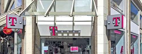 Telekom Shop is one of HH.