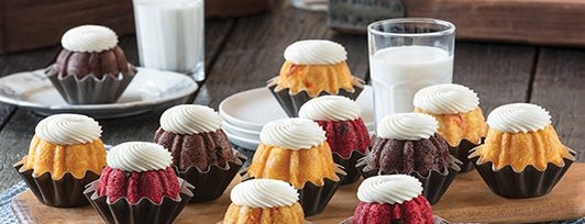 Nothing Bundt Cakes is one of Locais curtidos por Jill.