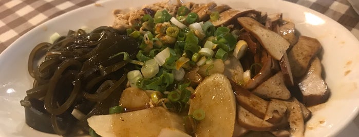 陸光小館 is one of Noodle or Ramen? 各種麵食在台灣.