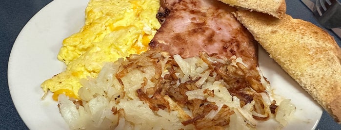 Gold Rush Cafe is one of Breakfast & Brunch - Dallas.