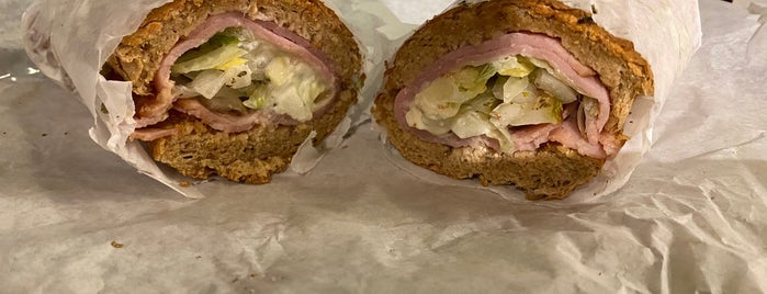 Potbelly Sandwich Shop is one of The 13 Best Places for Ice Cream Sandwiches in Dallas.
