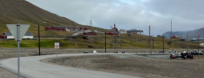 Longyearbyen is one of Ooit.
