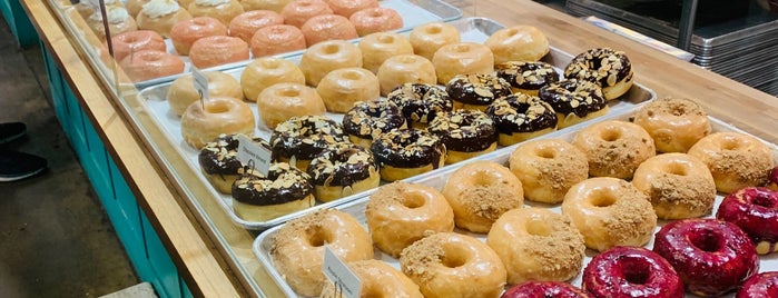Destination Donuts is one of Columbus.