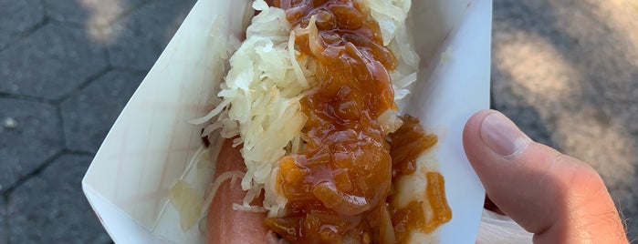 Flushing Meadows Corona Park is one of The 15 Best Places for Hot Dogs in Queens.