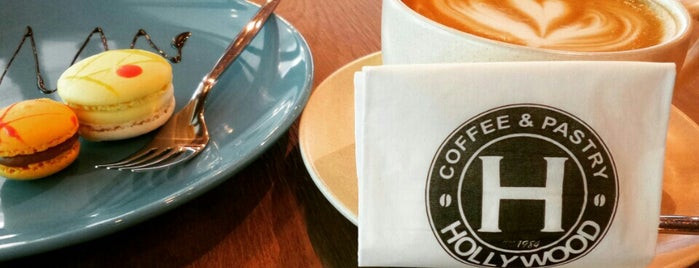 Hollywood Coffee & Pastry is one of Makan-makan @ BTHO.