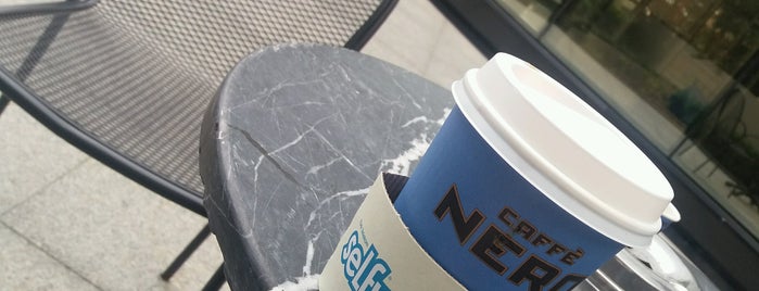 Caffè Nero is one of Mujdat : понравившиеся места.