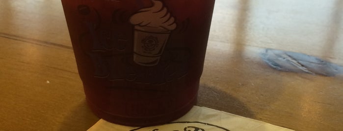 The Coffee Bean & Tea Leaf is one of Favorites.