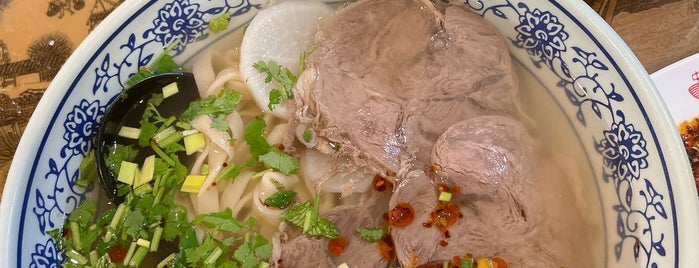 Lanzhou Hand Pulled Noodles is one of Locais salvos de Christian.