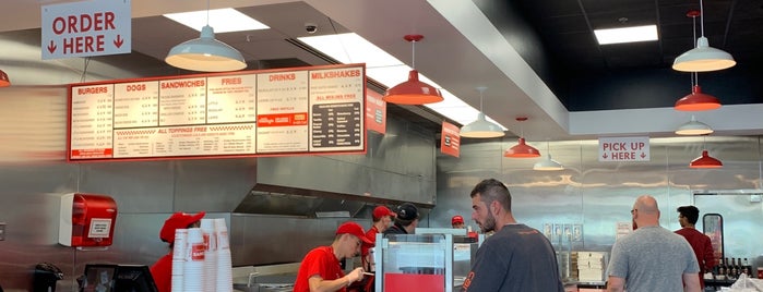 Five Guys is one of Mollie’s Liked Places.