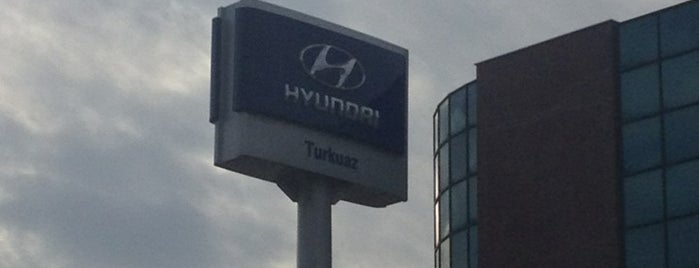 Hyundai Turkuaz Plaza is one of Tempat yang Disukai Ahmet AnıL.