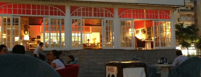 Babel Cafe is one of Locais salvos de Gizemli.