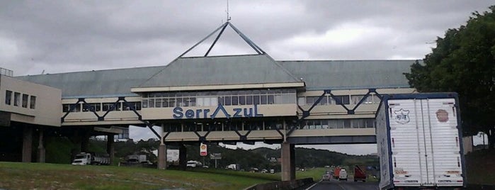 Shopping SerrAzul is one of Orte, die Sidnei gefallen.