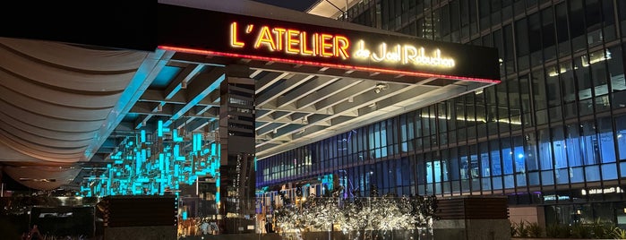 L’atelier De Joel Robuchon is one of สถานที่ที่บันทึกไว้ของ Soly.