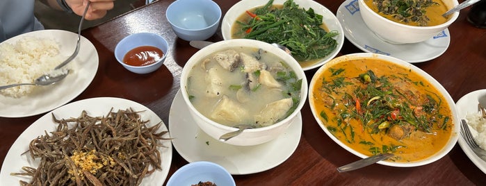 Pla Mae Nam is one of Restaurant.